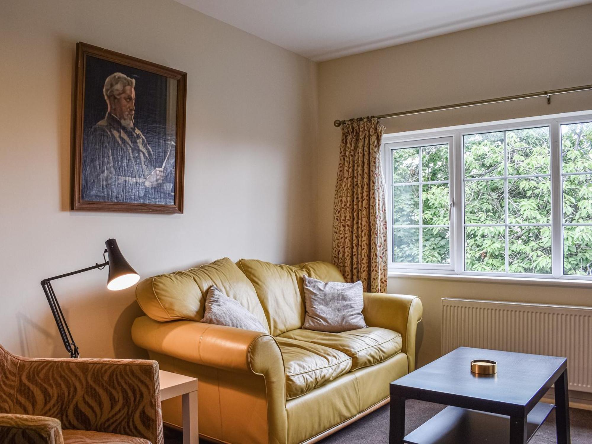 8 Lowther Gardens Grange-over-Sands Exterior photo
